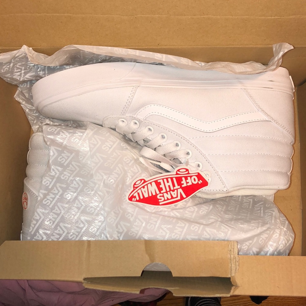 White Canvas Sk8-Hi Vans